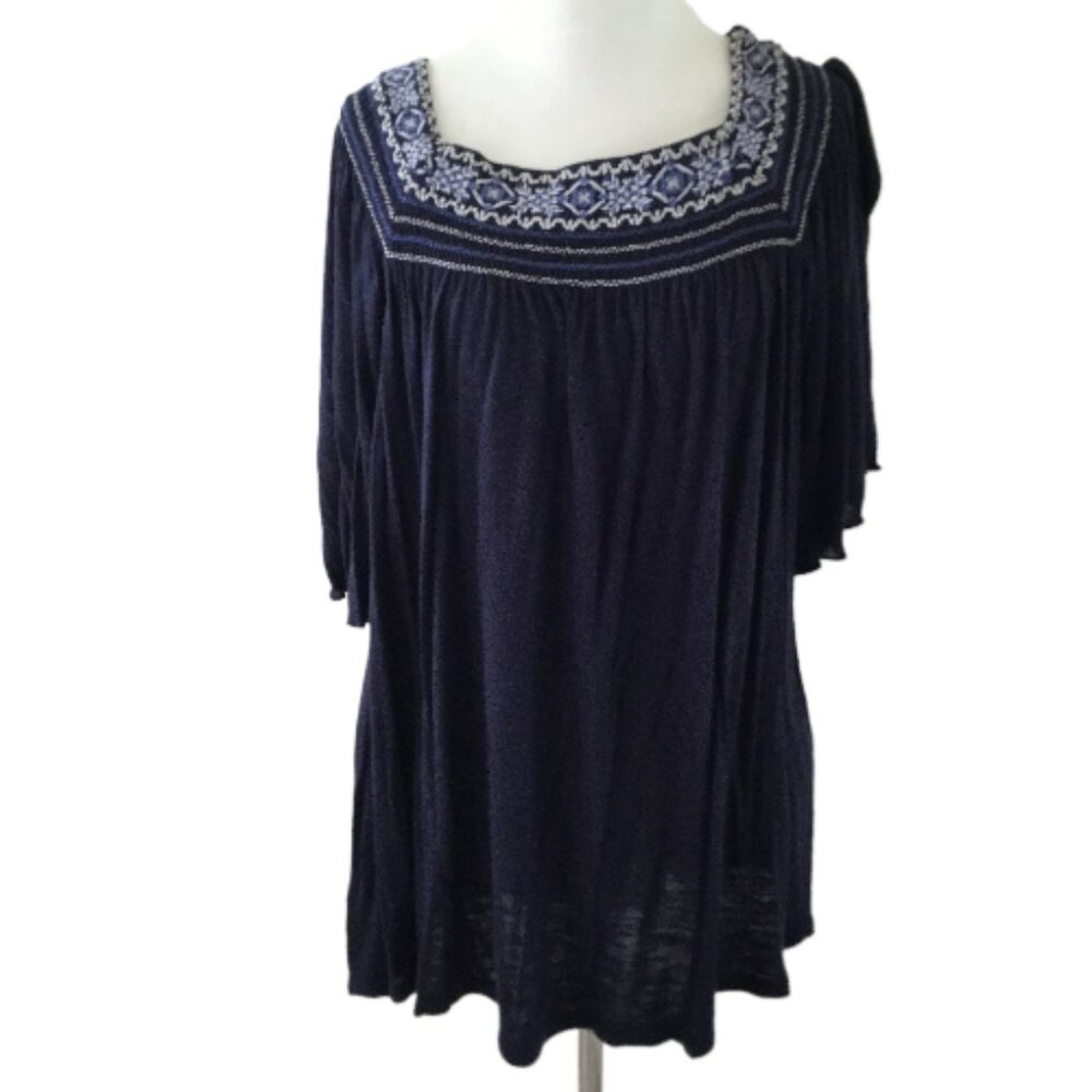 Sundance Navy Embroidered Blouse 2XL/XXL